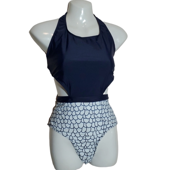Cupshe Other - Cupshe one piece swimsuit